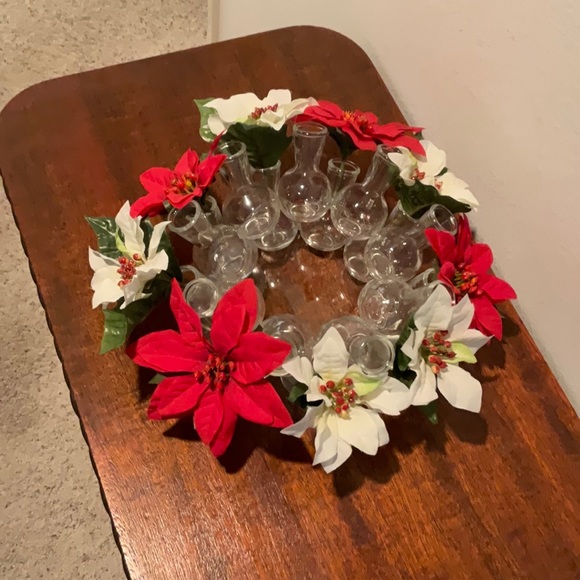 “The Original “ Tabletop floral display - Picture 3 of 3